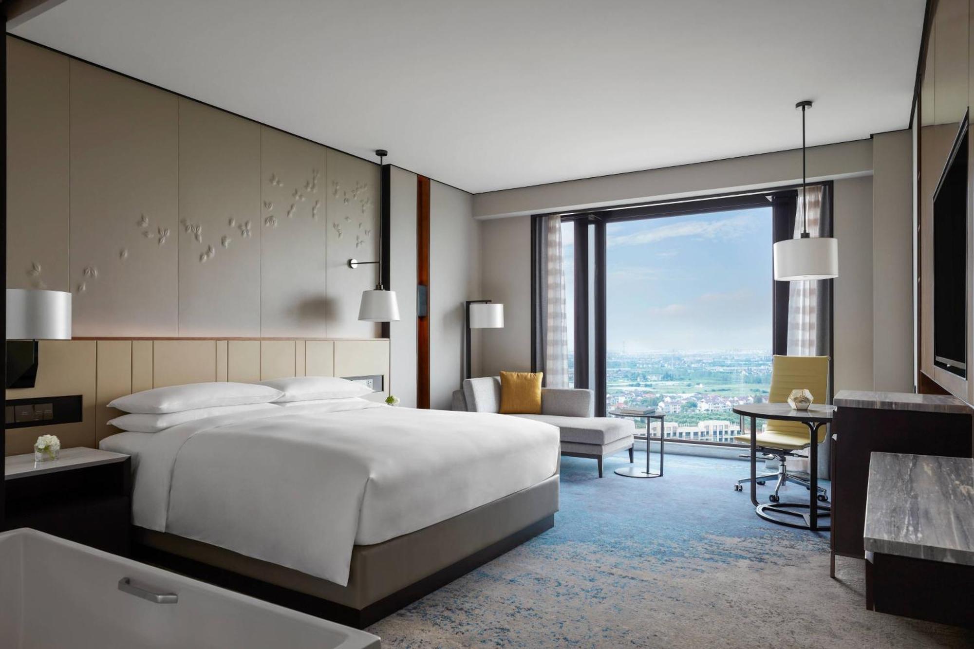 Shanghai Marriott Hotel Pudong South Хайнань Экстерьер фото